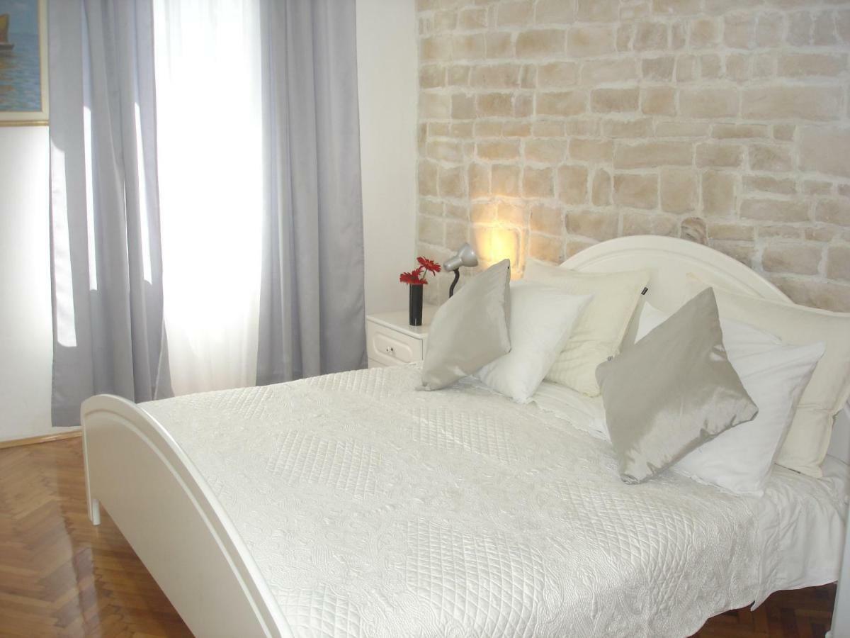 Apartment Lilly Spalato Esterno foto